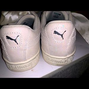 Puma shoes, worn 2 times. In great shape